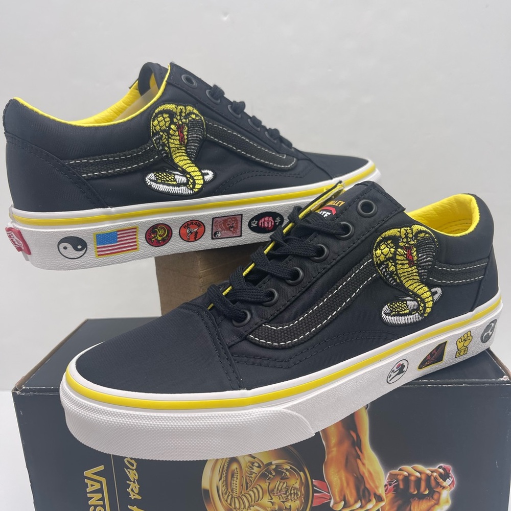 Vans Men’s Old Skool
Cobra Kai Black/Yellow/White Sneakers 
VN0A3WKT05N - Picture 6 of 16